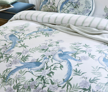 Laura Ashley Osterley Bed Set.